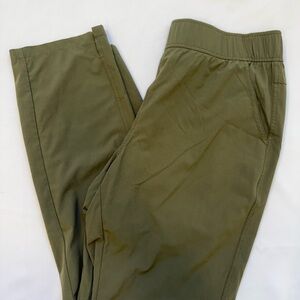 Eddie Bauer Women's Olive Green Joggers - Medium